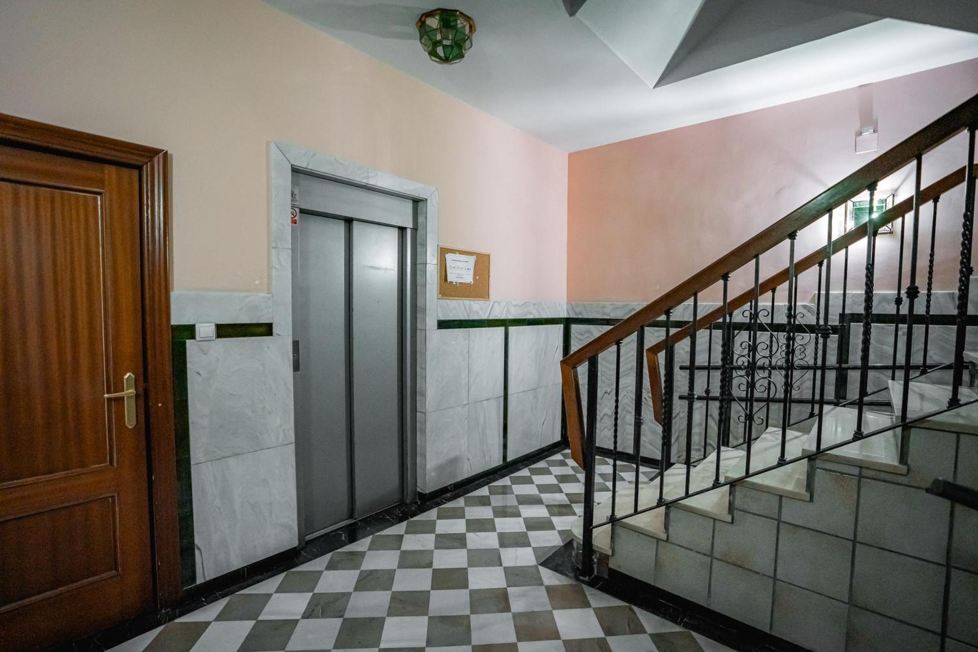 Qh Plaza San Isidro Apartment Granada Ngoại thất bức ảnh